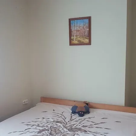 Apartament Platan Fak Arnyekaban